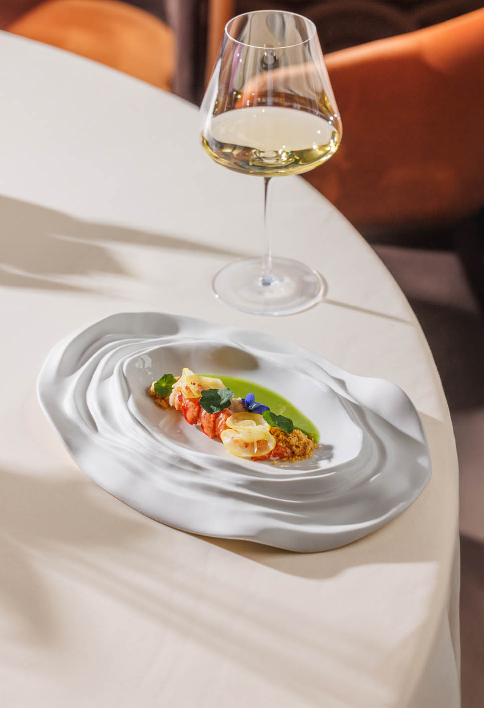 HotelPrincipediSavoia AcantoRestaurant LobsterwithSweetandSourLemon DorchesterCollection